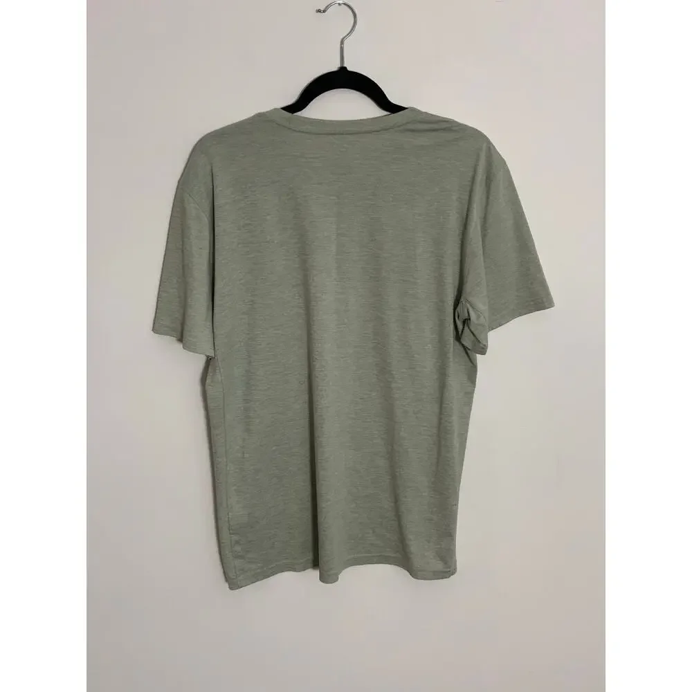 Nike Men's Light Grey‎ Dri Fit Tee size large